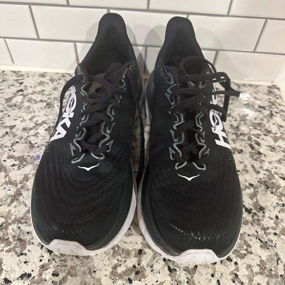 Hoka Mach 5